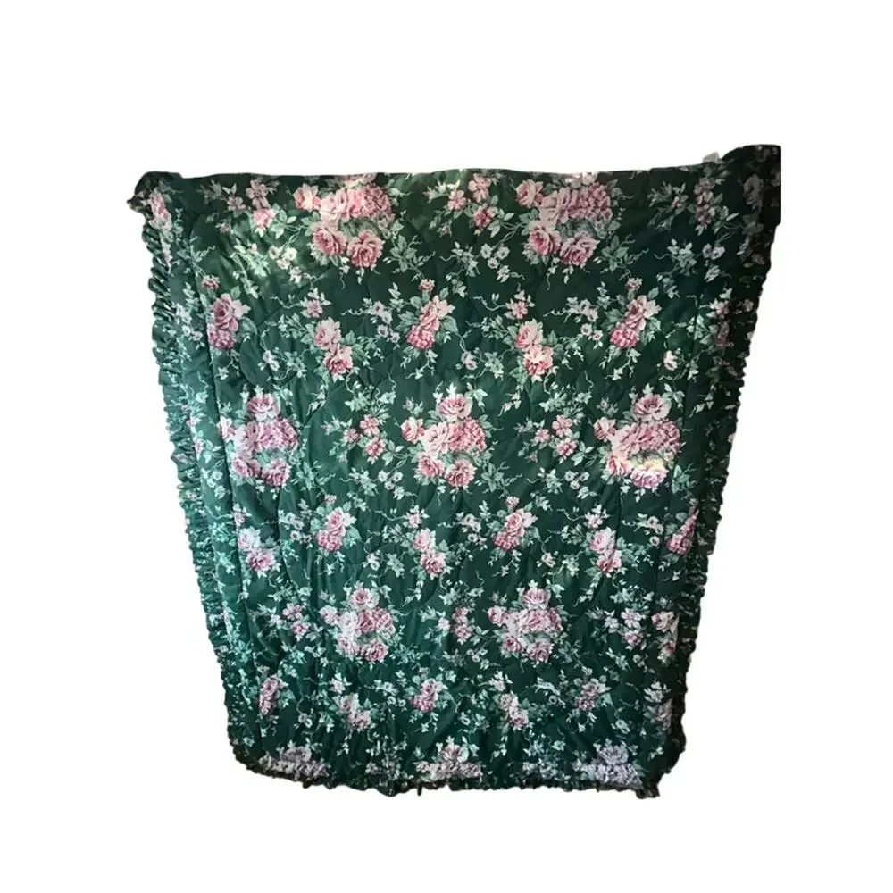 Vtg Cannon twin quilted floral comforter cottagecore pink cabbage roses green
